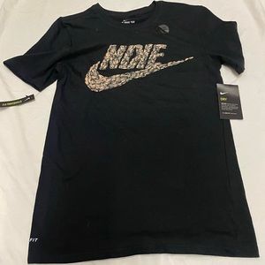 NWT The Nike Tee Dri-Fit Sunflower Seed Mike Logo T-Shirt Men’s Size Small.